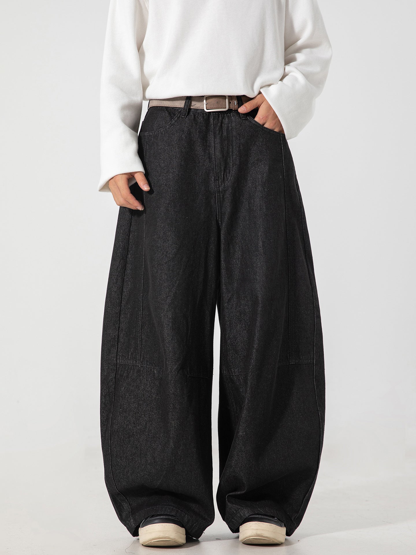 SPLIT STRUCTURE JEANS